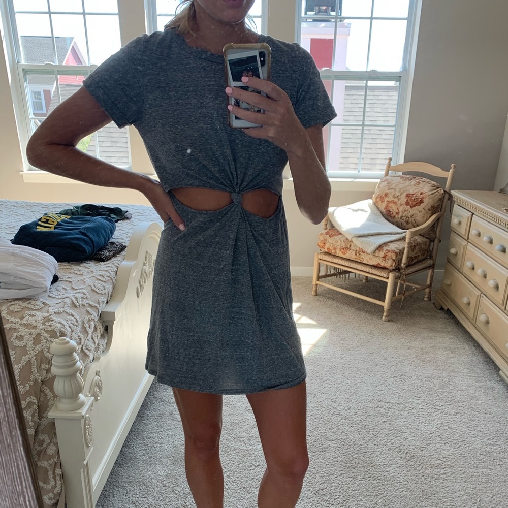 T-shirt dress with cut out